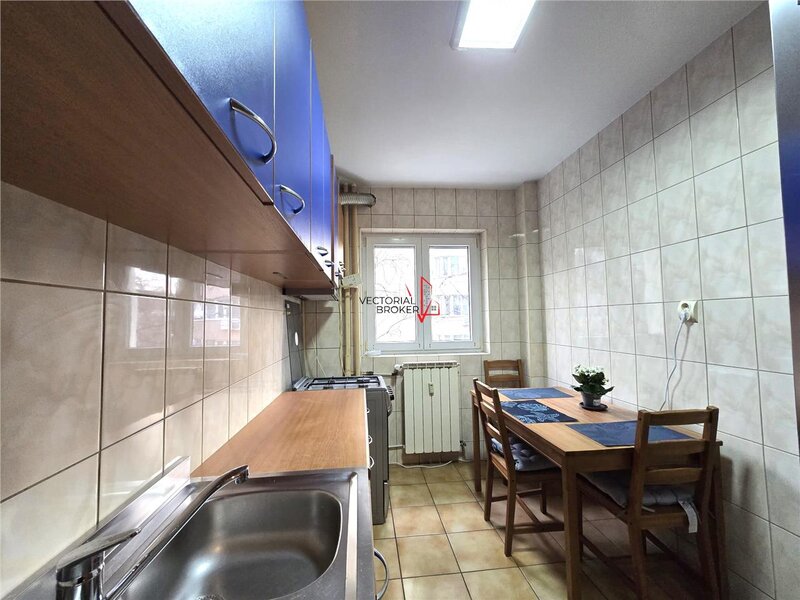 Tei, Facultatea de Constructii, etaj 2/10, primul chirias, bloc reabilitat.