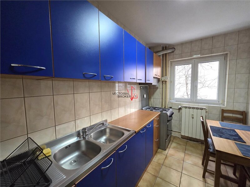 Tei, Facultatea de Constructii, etaj 2/10, primul chirias, bloc reabilitat.