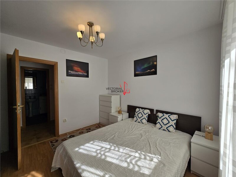 Tei, Facultatea de Constructii, etaj 2/10, primul chirias, bloc reabilitat.